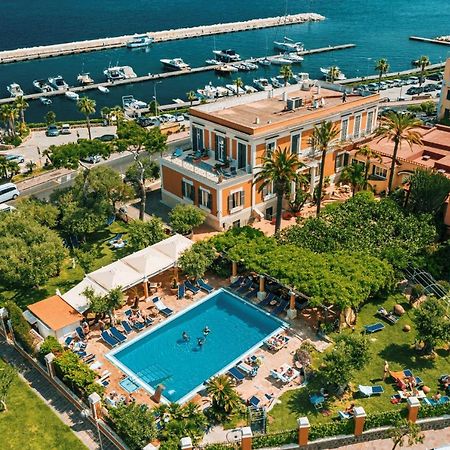 Hotel Villa Svizzera Terme 拉科阿梅诺 外观 照片