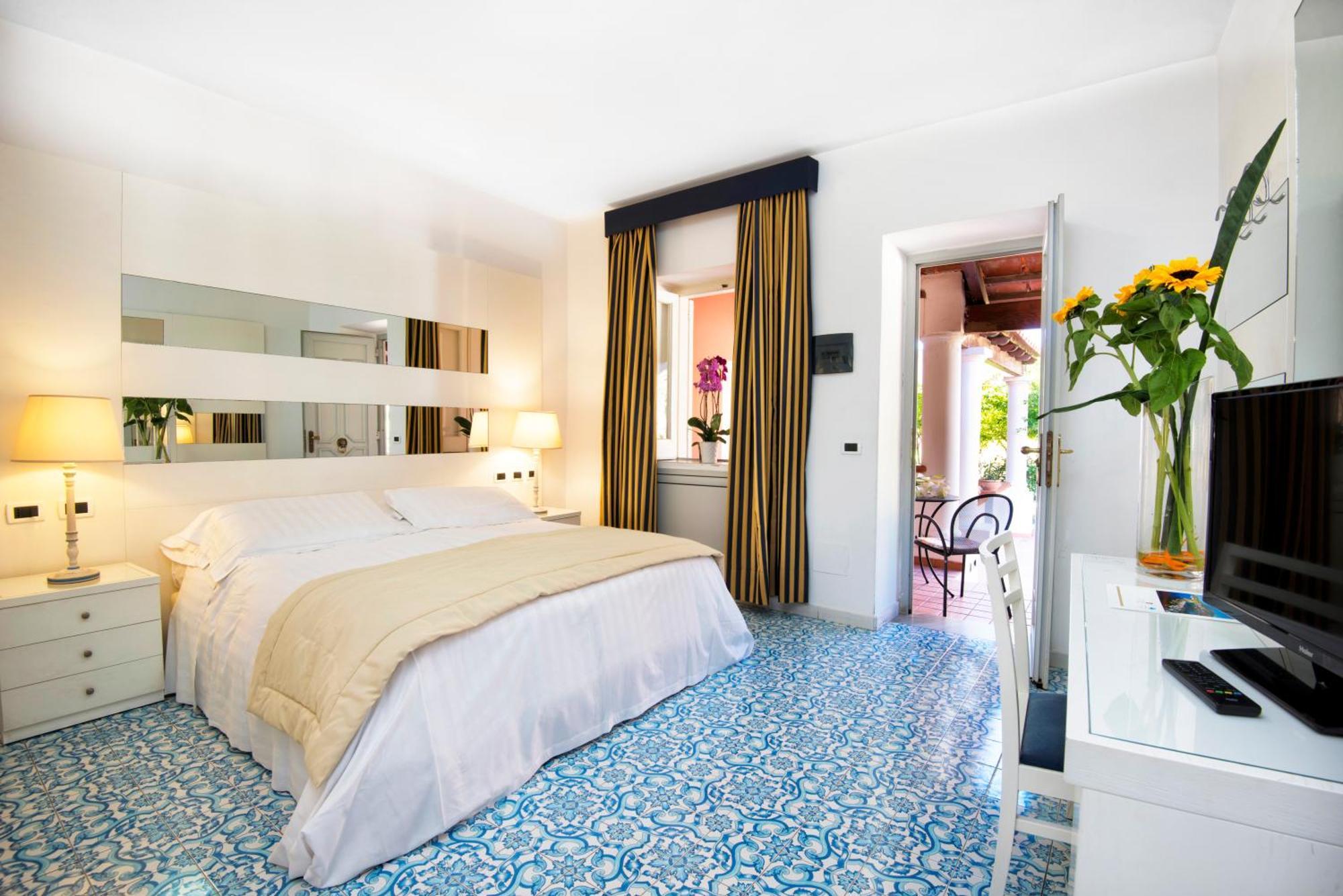 Hotel Villa Svizzera Terme 拉科阿梅诺 外观 照片