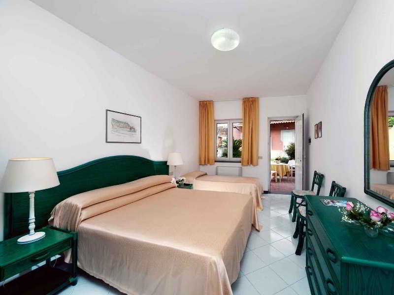 Hotel Villa Svizzera Terme 拉科阿梅诺 外观 照片